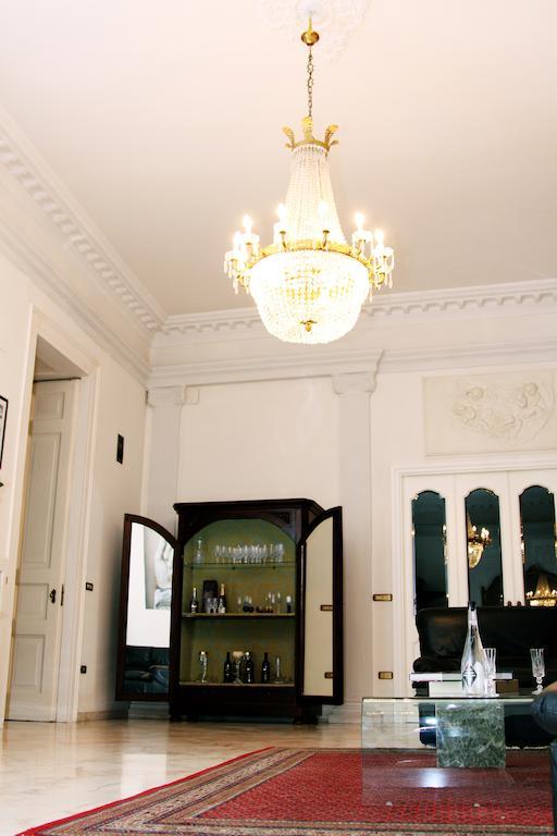 Palazzo Magnocavallo B&B Неаполь Экстерьер фото