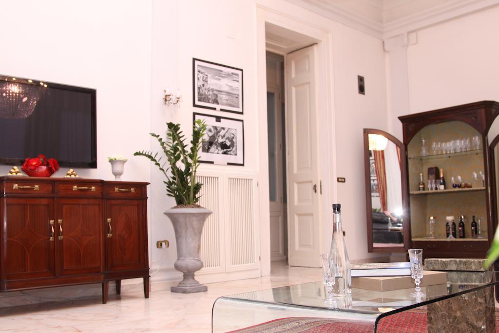 Palazzo Magnocavallo B&B Неаполь Экстерьер фото